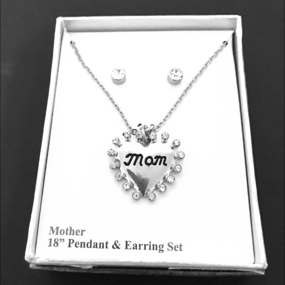 Jewelry - Mom 18” Heart Pendant Earring Set Mother’s Day